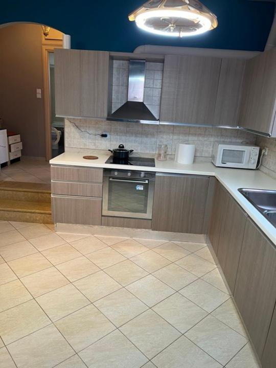Kampos Apartment Chios Town Bagian luar foto